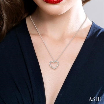1/20 Ctw Puffed Heart Plain and Single Cut Diamond Fashion Pendant With Chain in Sterling Silver